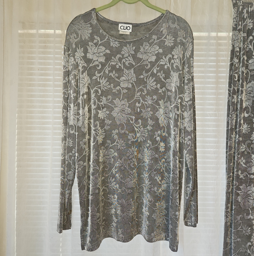 Clio Silver-Gray Floral Velvet Maxi Skirt w/ Top Set - Picture 2 of 14
